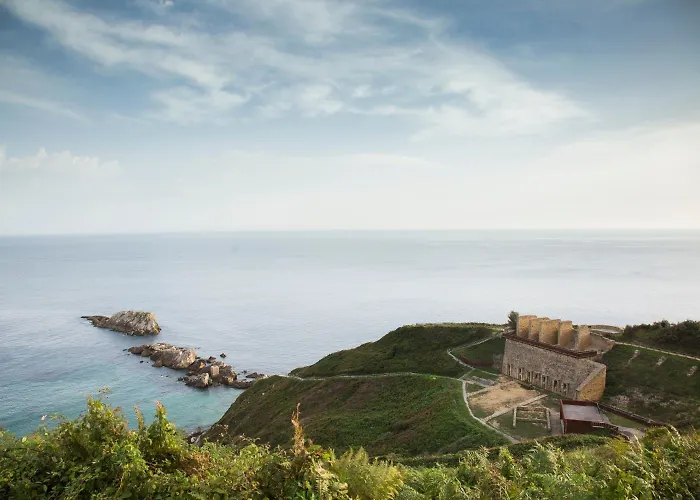 Guest house Somn Hipsuites 3*