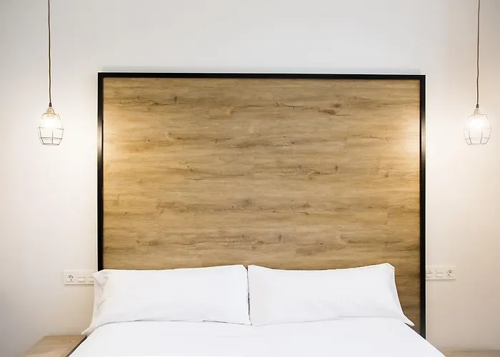 Somn Hipsuites Guest house Zarautz